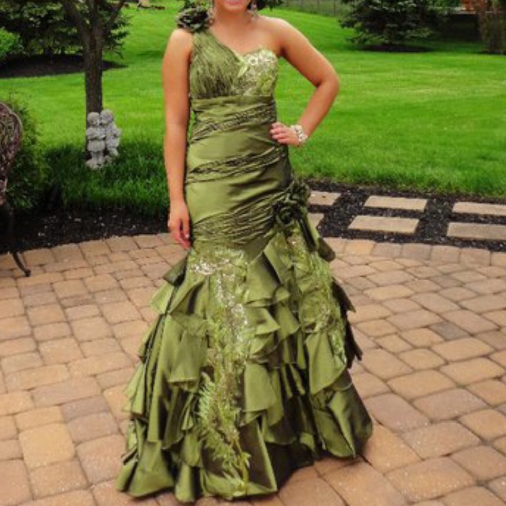 Pageant/Prom Ball Gown